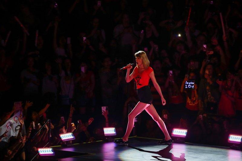 Taylor Swift — May 30 - Shanghai, China — photo 22
