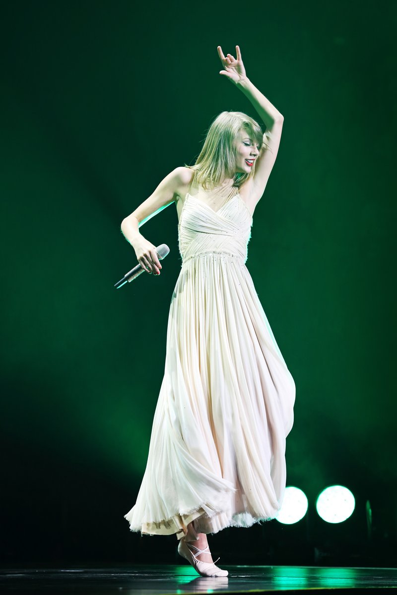 Taylor Swift — May 30 - Shanghai, China — photo 84