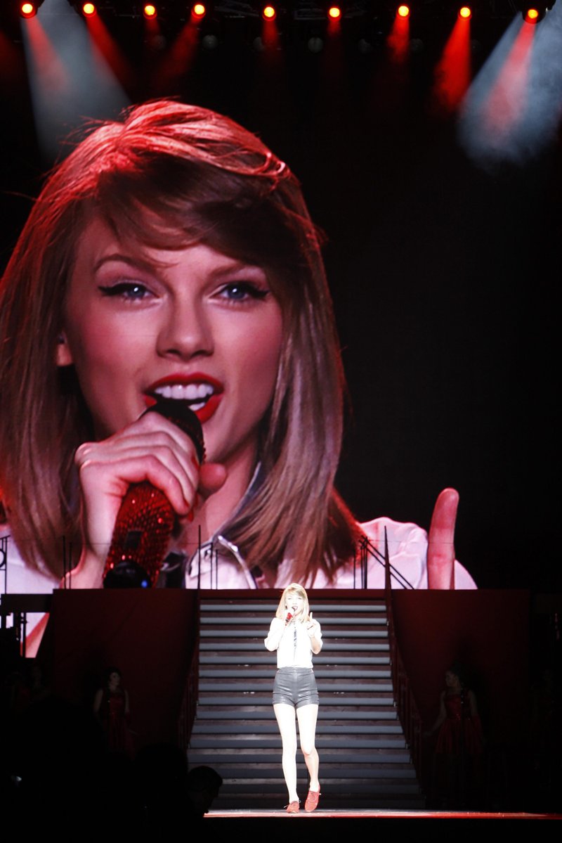 Taylor Swift — May 30 - Shanghai, China — photo 98