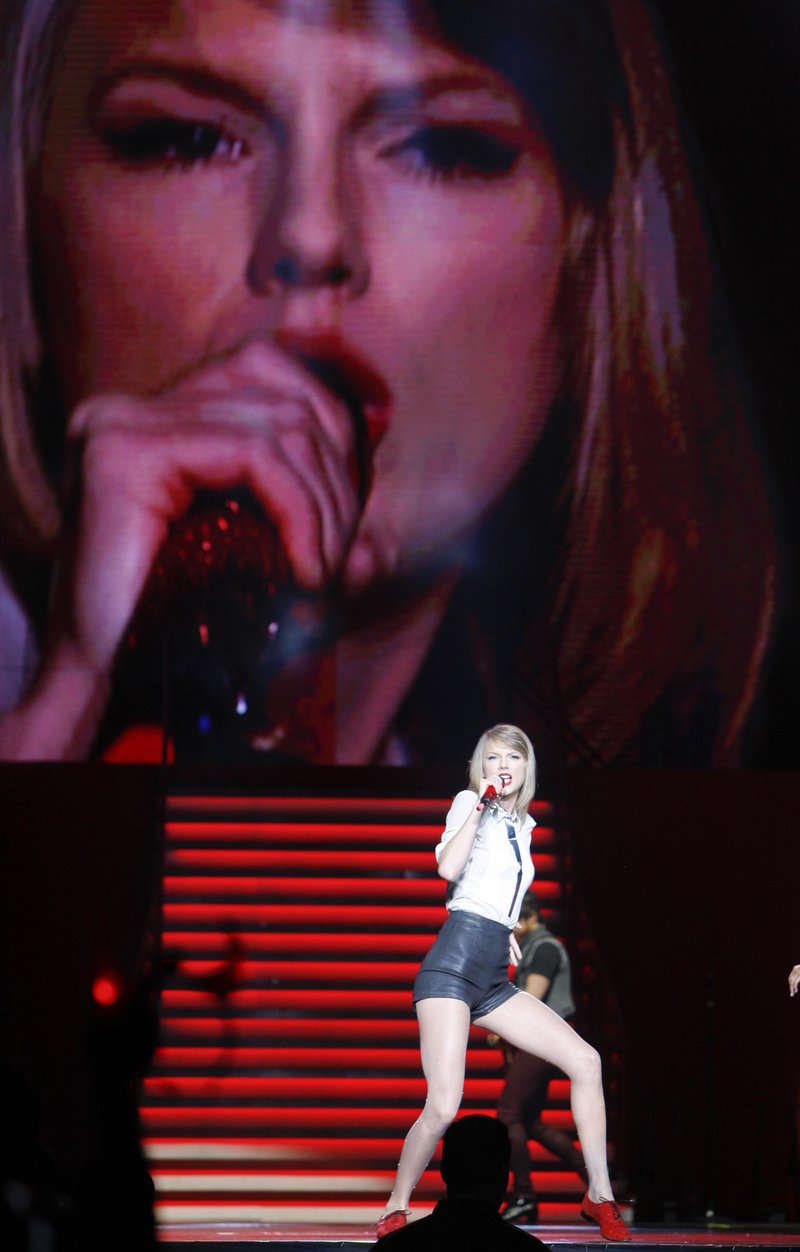 Taylor Swift — May 30 - Shanghai, China — photo 110
