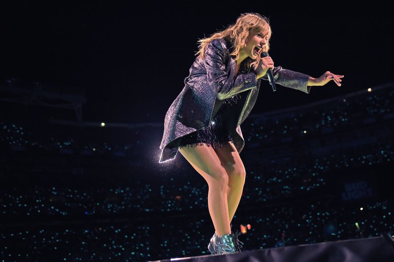 Taylor Swift — July 11 - Washington, DC — photo 12