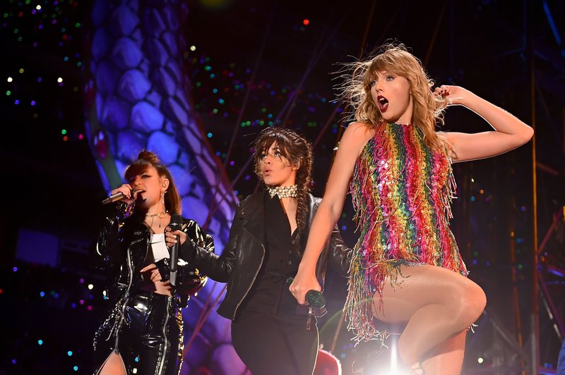 Taylor Swift — June 1 - Chicago, Illinois — photo 17