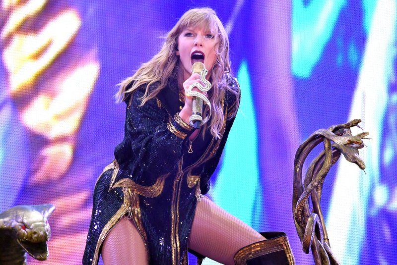 Taylor Swift — June 16 - Dublin, Ireland — photo 9