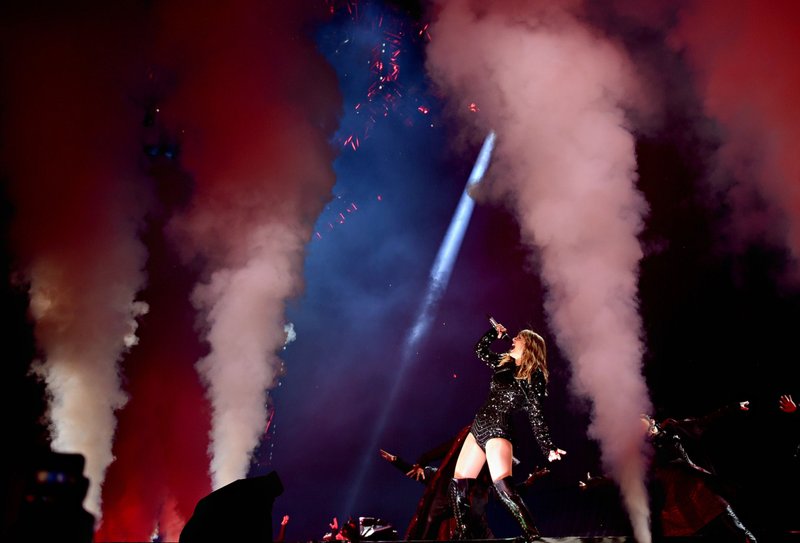 Taylor Swift — June 2 - Chicago, Illinois — photo 18