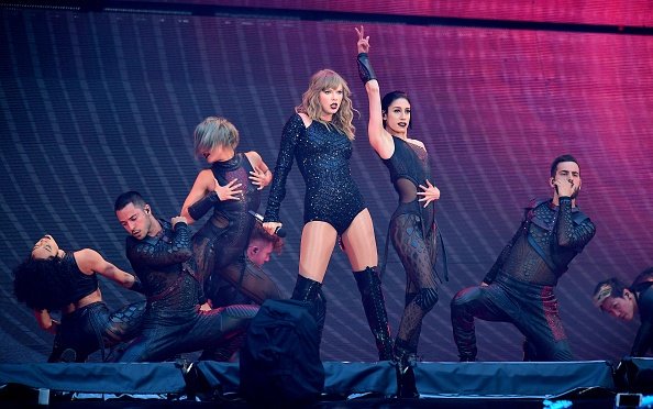 Taylor Swift — June 22 -  London, United Kingdom — photo 3