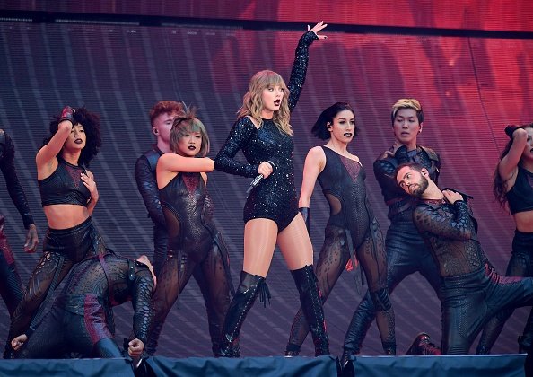 Taylor Swift — June 22 -  London, United Kingdom — photo 13