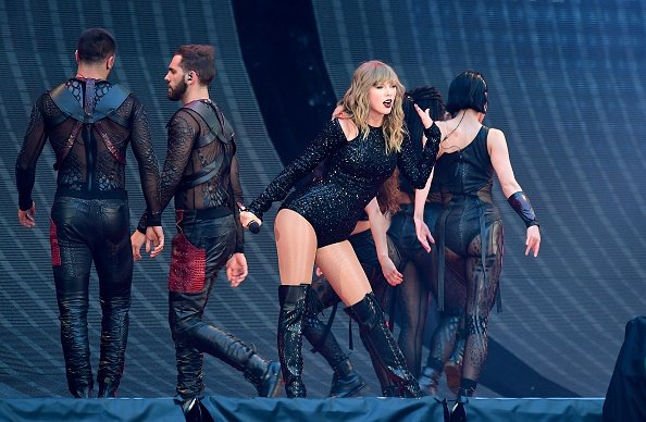 Taylor Swift — June 22 -  London, United Kingdom — photo 17