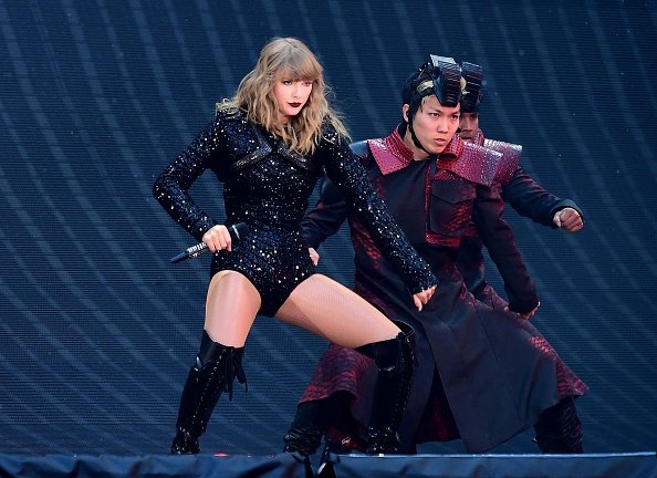 Taylor Swift — June 22 -  London, United Kingdom — photo 34
