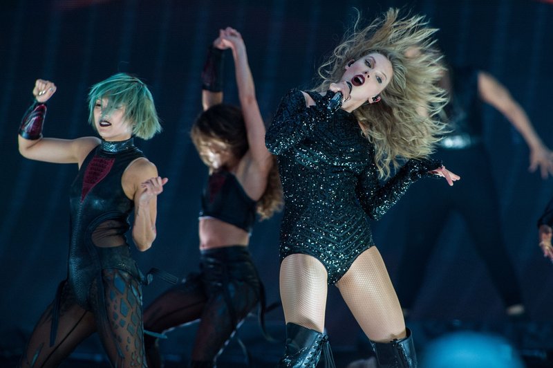 Taylor Swift — June 22 -  London, United Kingdom — photo 55