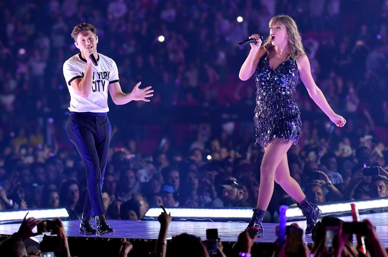 Taylor Swift — June 22 -  London, United Kingdom — photo 76