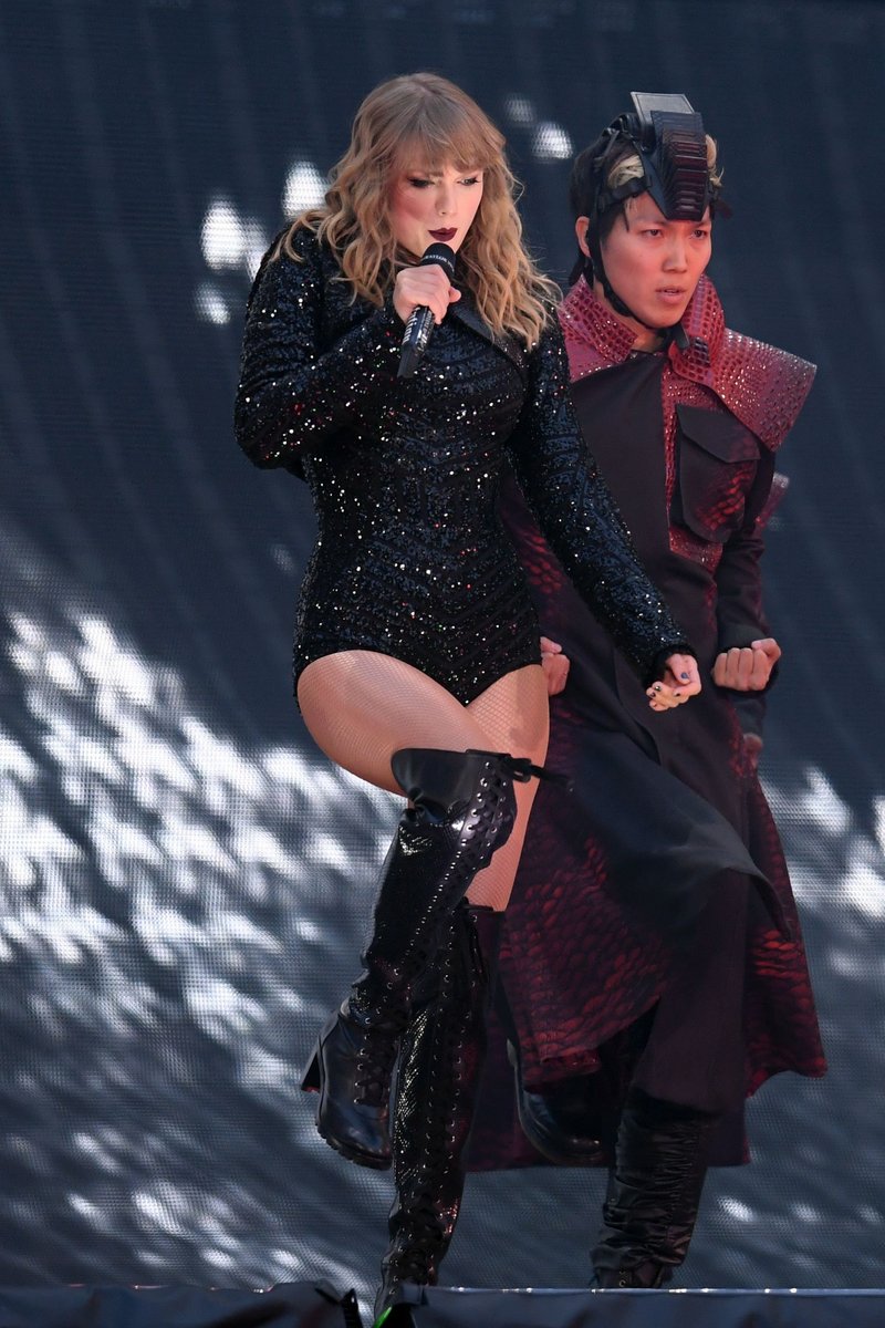 Taylor Swift — June 22 -  London, United Kingdom — photo 104