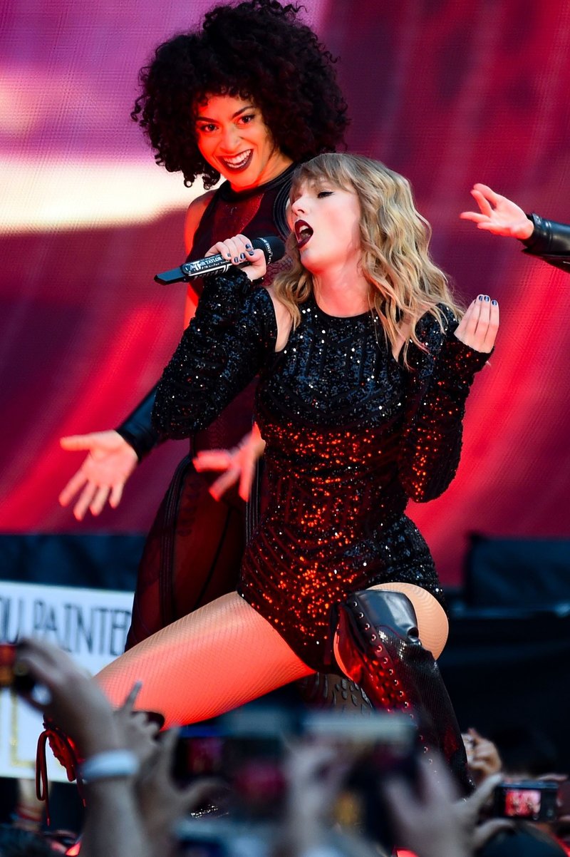 Taylor Swift — June 22 -  London, United Kingdom — photo 125