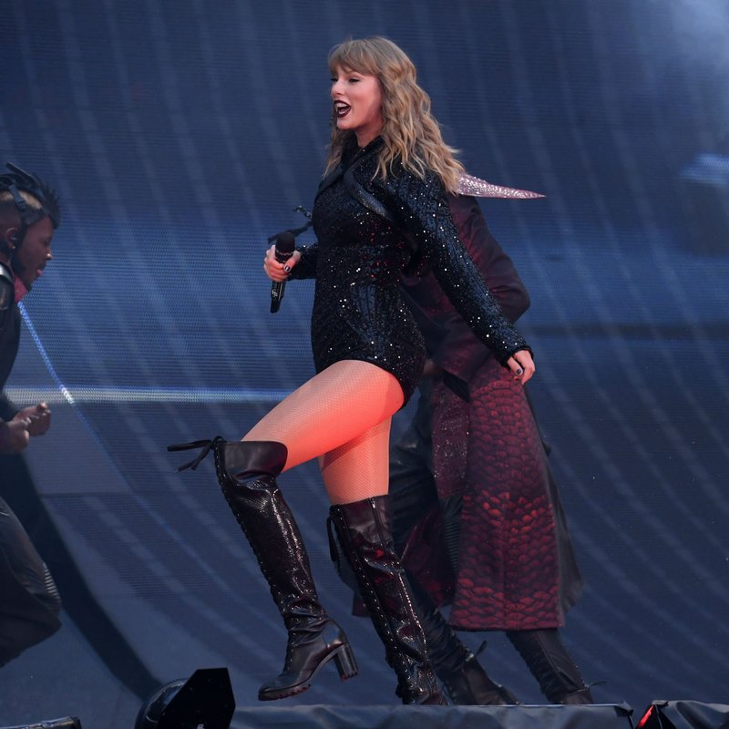 Taylor Swift — June 22 -  London, United Kingdom — photo 150
