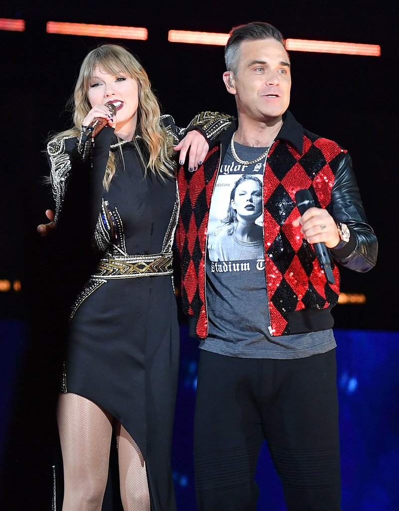 Taylor Swift — June 23 -  London, United Kingdom — photo 14