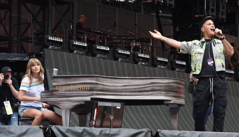 Taylor Swift — June 23 -  London, United Kingdom — photo 37
