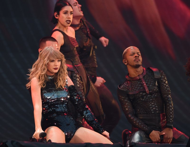 Taylor Swift — June 8 -  Manchester, United Kingdom — photo 138