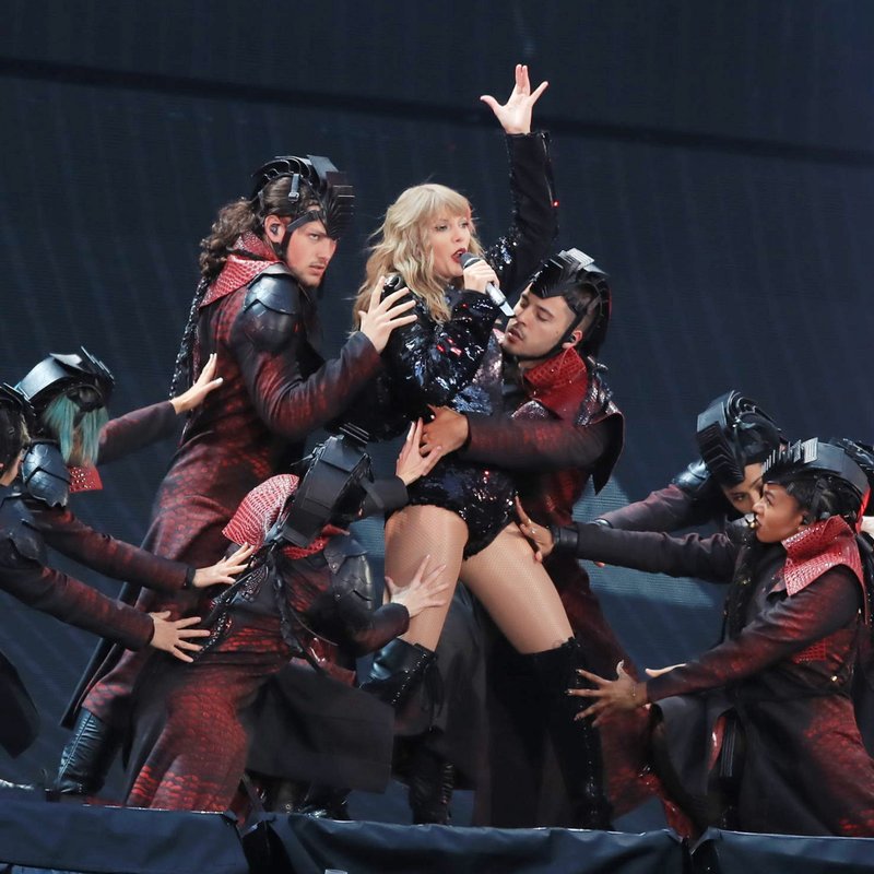 Taylor Swift — June 8 -  Manchester, United Kingdom — photo 163