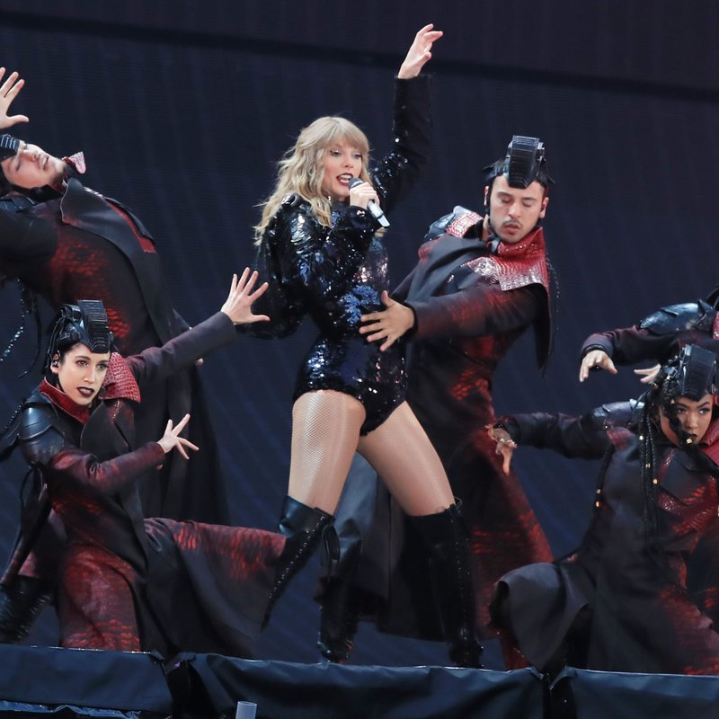 Taylor Swift — June 8 -  Manchester, United Kingdom — photo 164