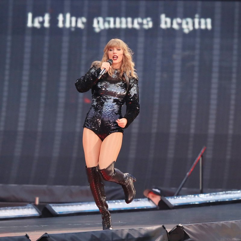 Taylor Swift — June 8 -  Manchester, United Kingdom — photo 185