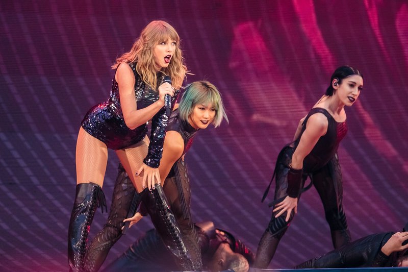 Taylor Swift — June 8 -  Manchester, United Kingdom — photo 193