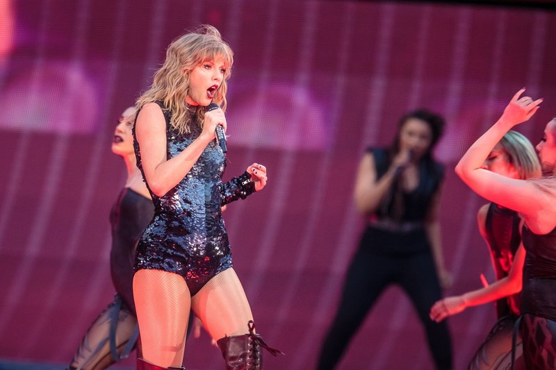 Taylor Swift — June 8 -  Manchester, United Kingdom — photo 205
