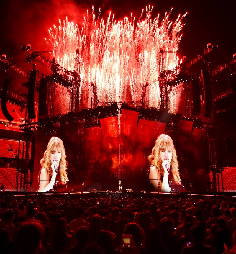 Taylor Swift — May 11 - Santa Clara, California — photo 2
