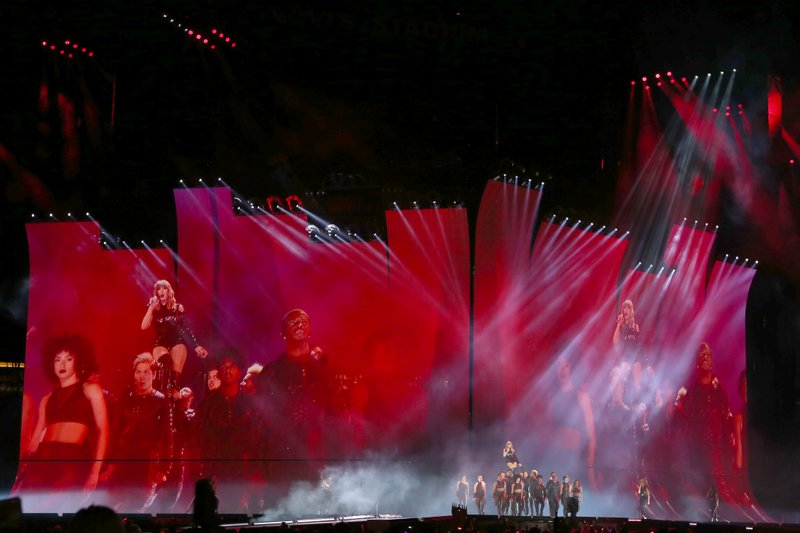 Taylor Swift — May 11 - Santa Clara, California — photo 20