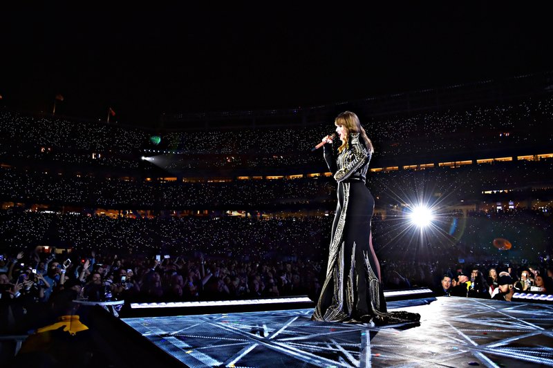 Taylor Swift — May 11 - Santa Clara, California — photo 33
