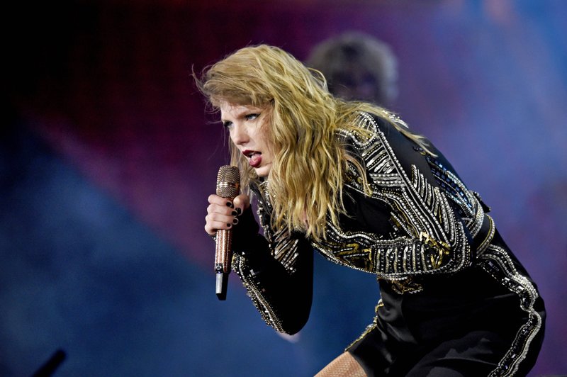 Taylor Swift — May 11 - Santa Clara, California — photo 37