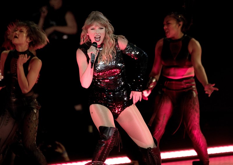 Taylor Swift — May 11 - Santa Clara, California — photo 72