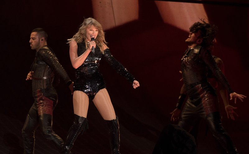 Taylor Swift — May 11 - Santa Clara, California — photo 92