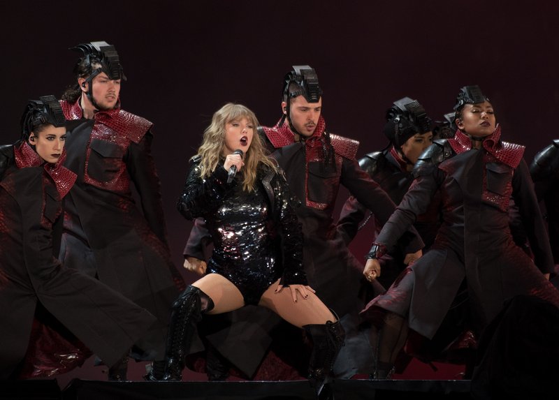 Taylor Swift — May 11 - Santa Clara, California — photo 102