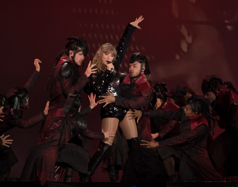 Taylor Swift — May 11 - Santa Clara, California — photo 103