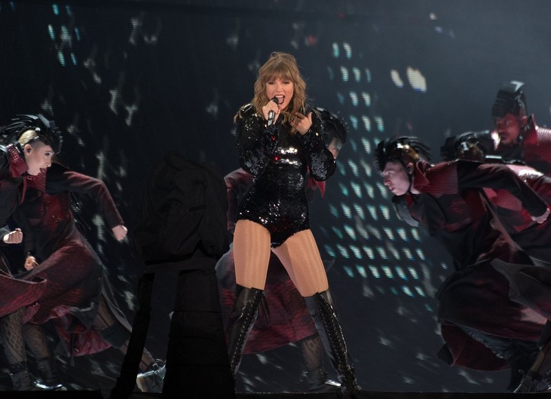 Taylor Swift — May 11 - Santa Clara, California — photo 108