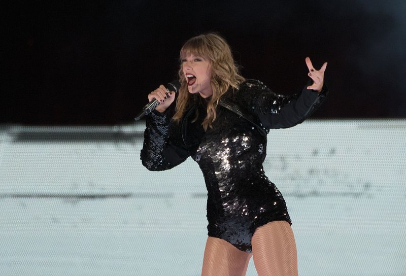 Taylor Swift — May 11 - Santa Clara, California — photo 114