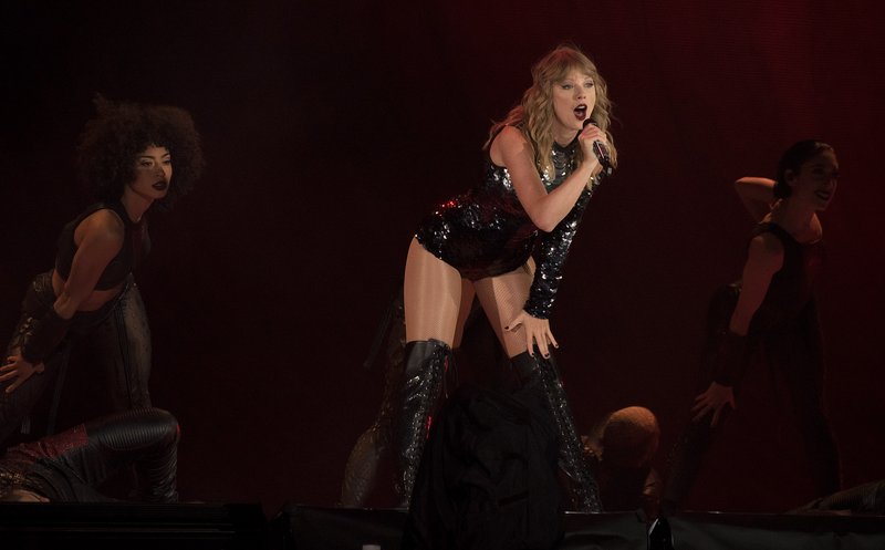 Taylor Swift — May 11 - Santa Clara, California — photo 120