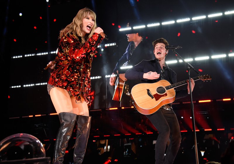 Taylor Swift — May 18 - Pasadena, California — photo 11