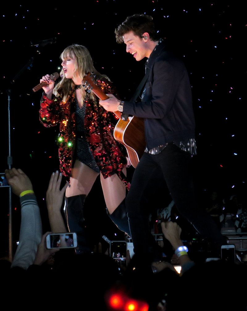 Taylor Swift — May 18 - Pasadena, California — photo 123