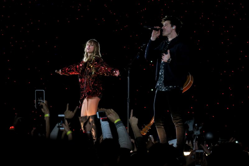Taylor Swift — May 18 - Pasadena, California — photo 125