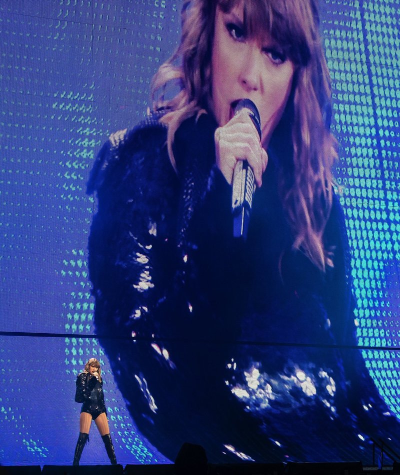 Taylor Swift — May 22 - Seattle, Washington — photo 2