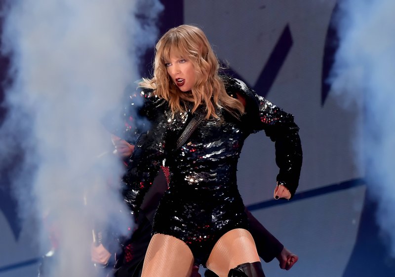 Taylor Swift — May 8 - Glendale, Arizona — photo 7