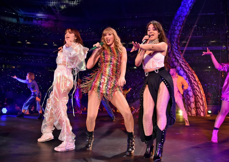 Taylor Swift — May 8 - Glendale, Arizona — photo 14