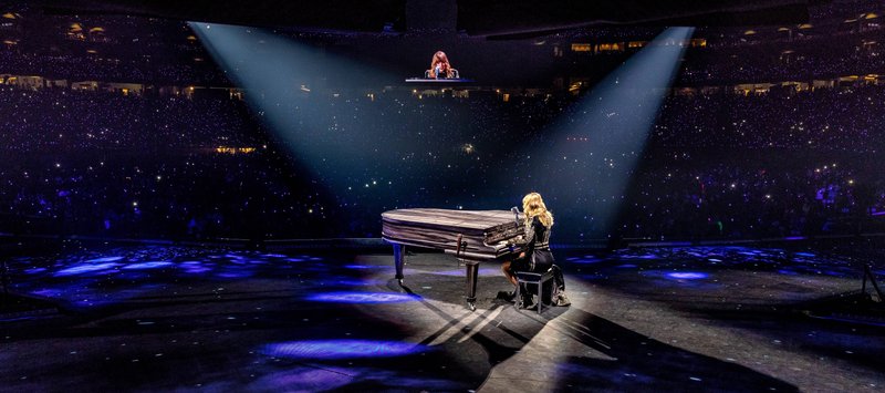 Taylor Swift — May 8 - Glendale, Arizona — photo 17