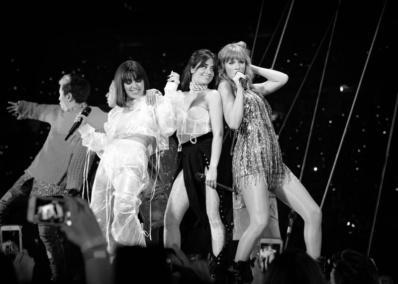 Taylor Swift — May 8 - Glendale, Arizona — photo 20