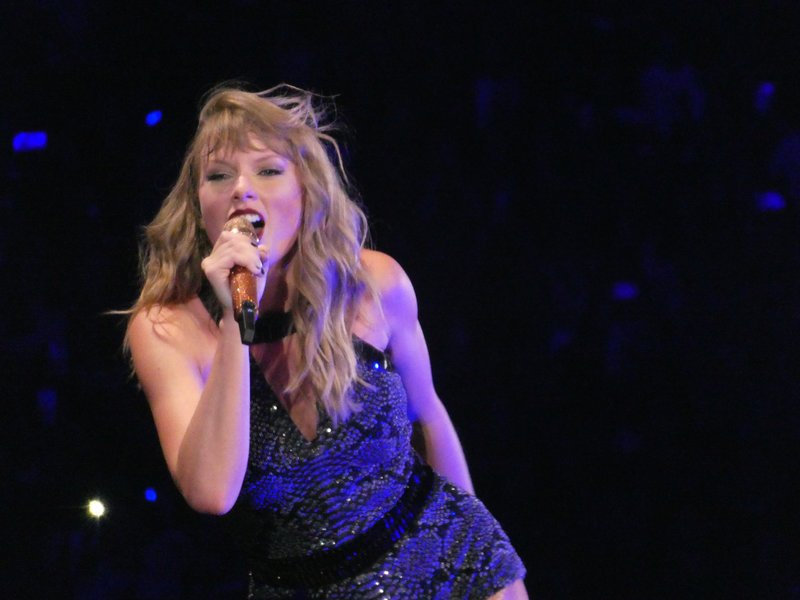 Taylor Swift — May 8 - Glendale, Arizona — photo 68