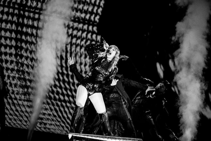 Taylor Swift — May 8 - Glendale, Arizona — photo 84