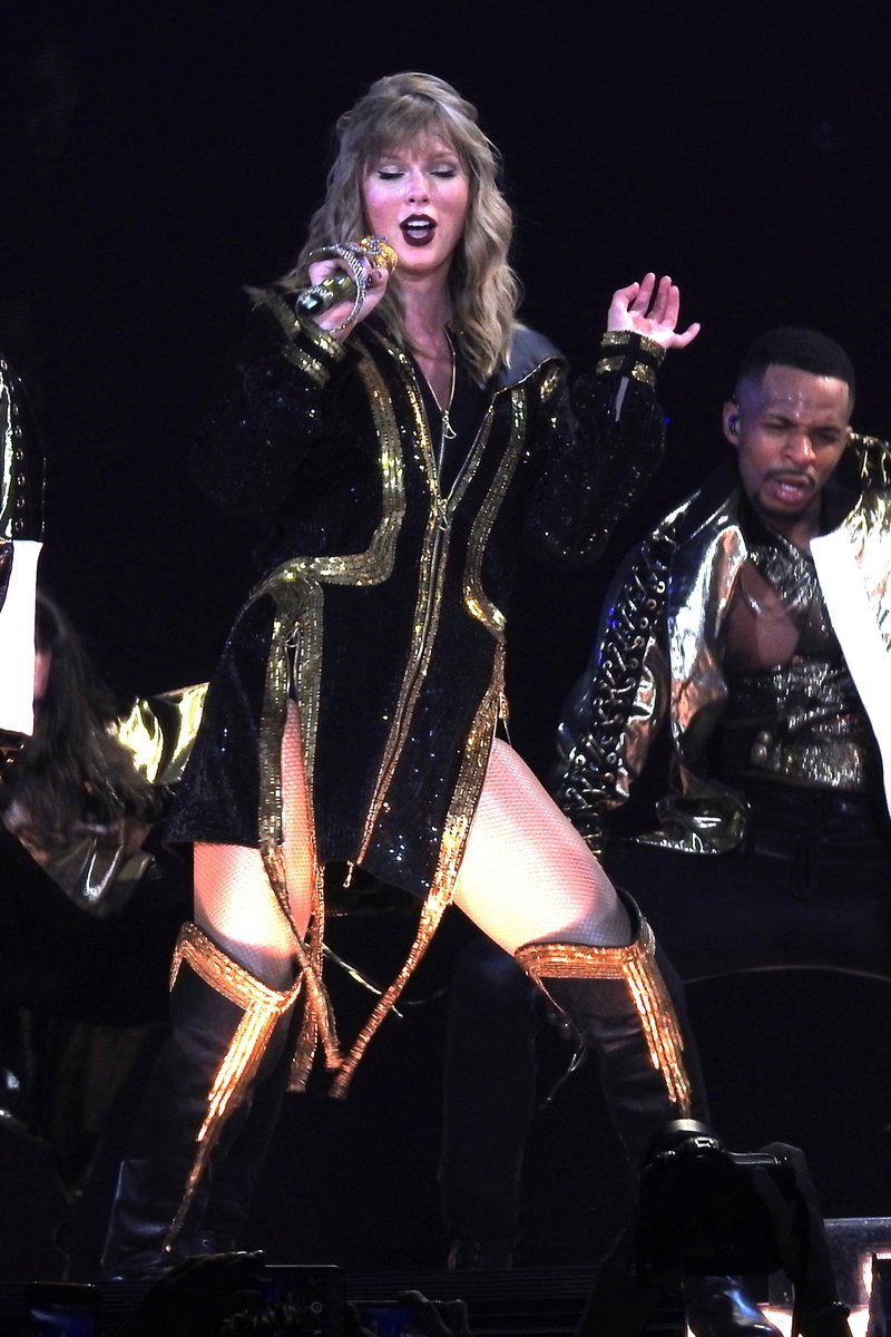 Taylor Swift — May 8 - Glendale, Arizona — photo 114