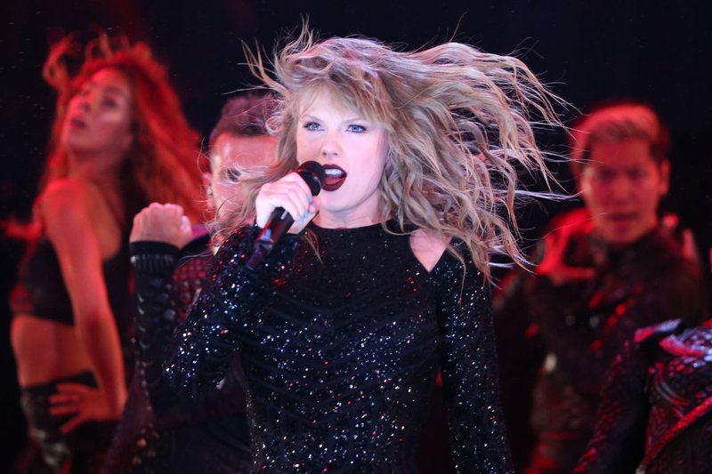 Taylor Swift — November 9 - Auckland, New Zealand — photo 5