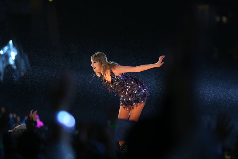 Taylor Swift — November 9 - Auckland, New Zealand — photo 30