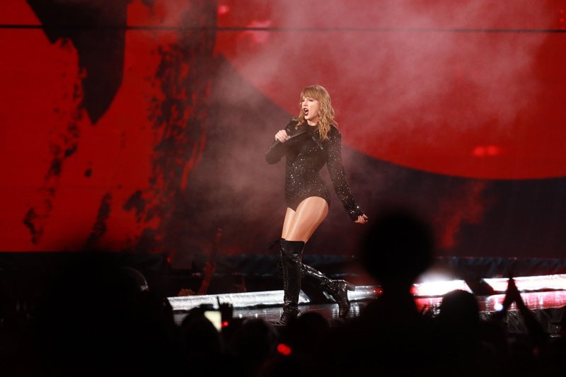 Taylor Swift — November 9 - Auckland, New Zealand — photo 47